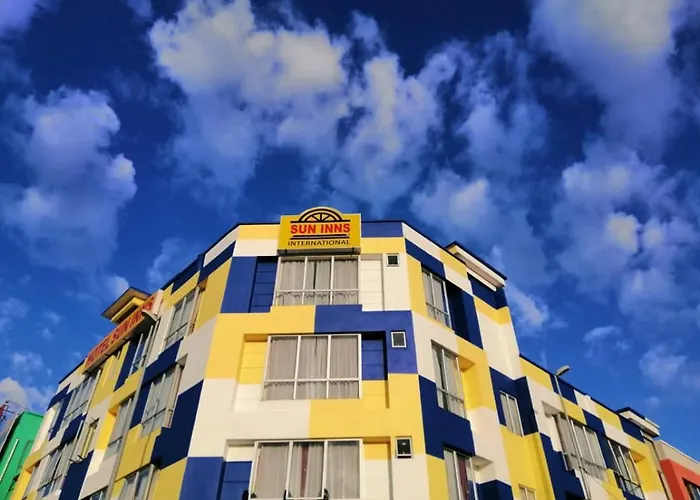 Sun Inns Meru Raya